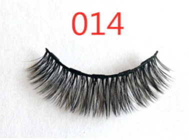 A Pair Of False Eyelashes With Magnets In Fashion (Format: 014 1 pair eyelashes)